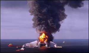 Deepwater Horizon in fiamme